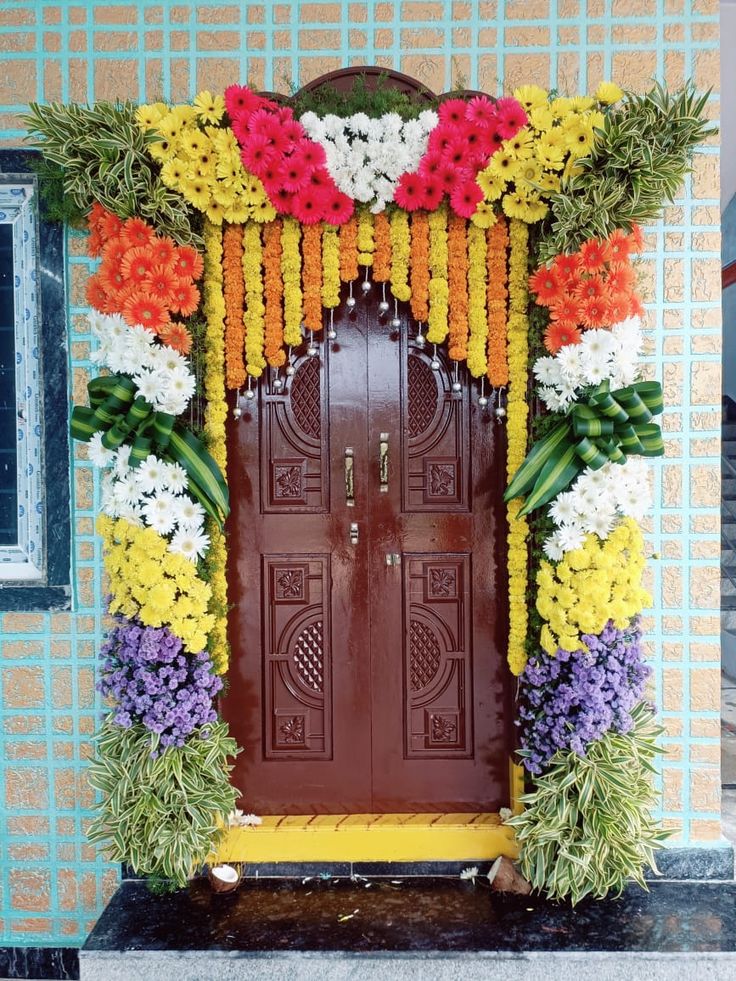 Decorated entrance door garland